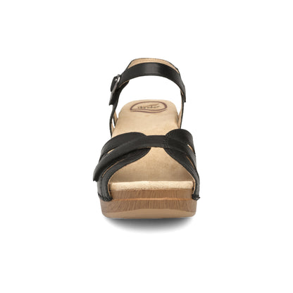 Toe image of Season Black Full Grain